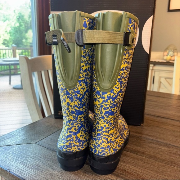 BOGS Tall Boots NIB - Picture 4 of 9